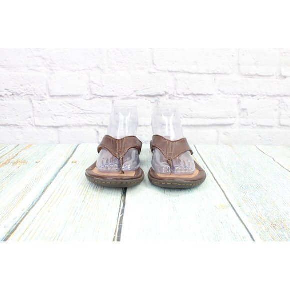 Boc Zita Brown Leather Flip Flop Thong Lightweight Outsole Sandals 9 M - Picture 4 of 9